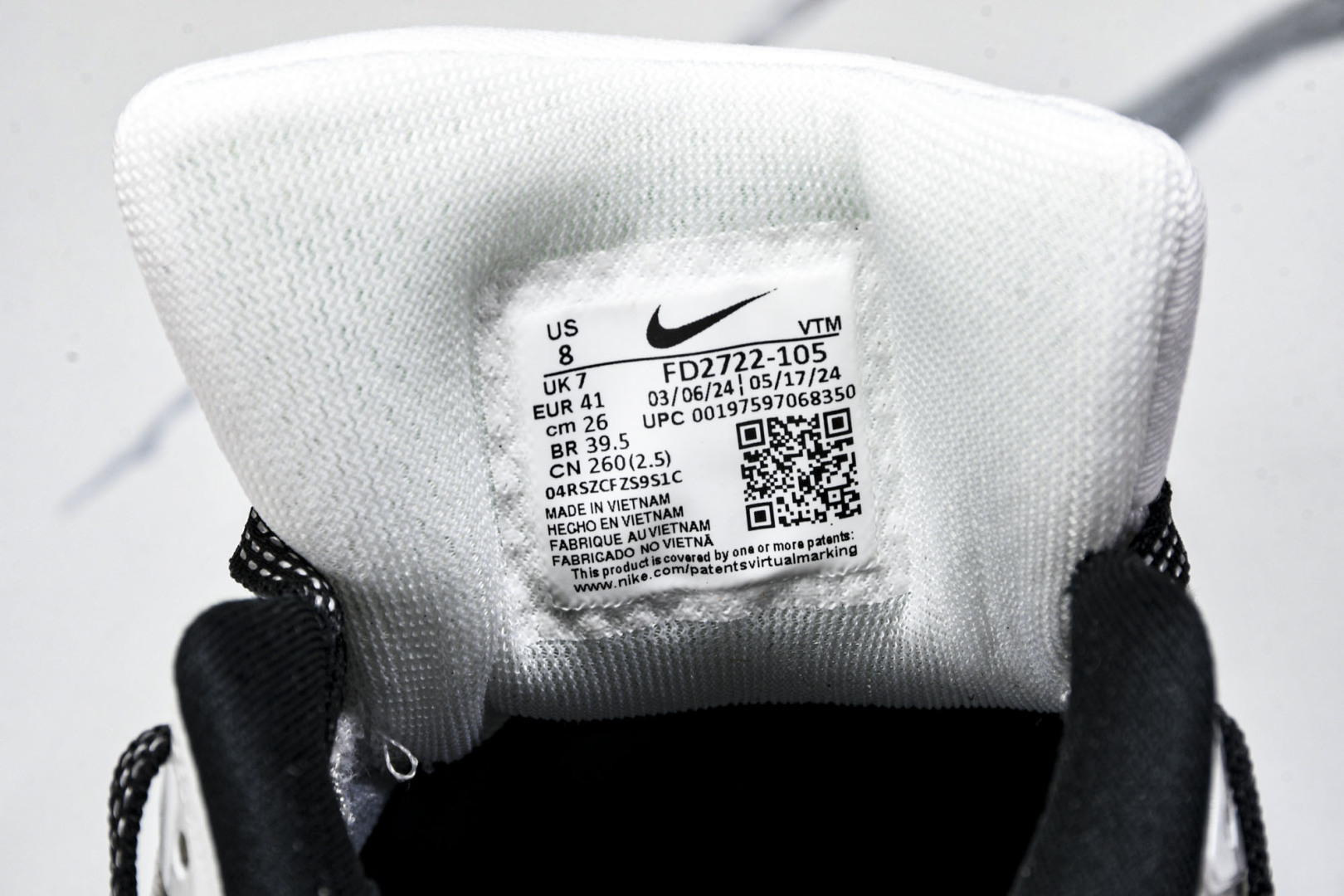  Nike Air Zoom Pegasus  41 登月41代超级飞马系列马拉松跑步鞋 FD2722-