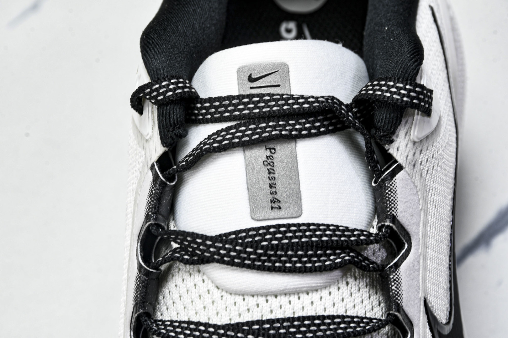  Nike Air Zoom Pegasus  41 登月41代超级飞马系列马拉松跑步鞋 FD2722-