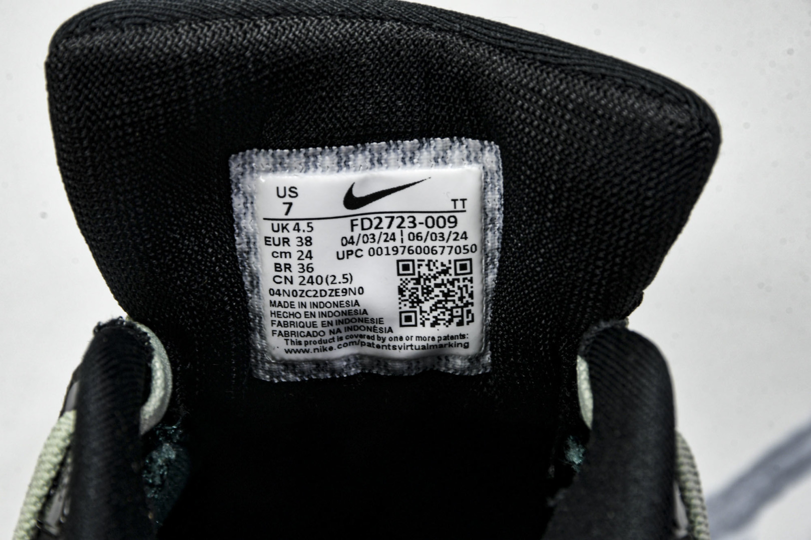  Nike Air Zoom Pegasus  41 登月41代超级飞马系列马拉松跑步鞋 FD2723-