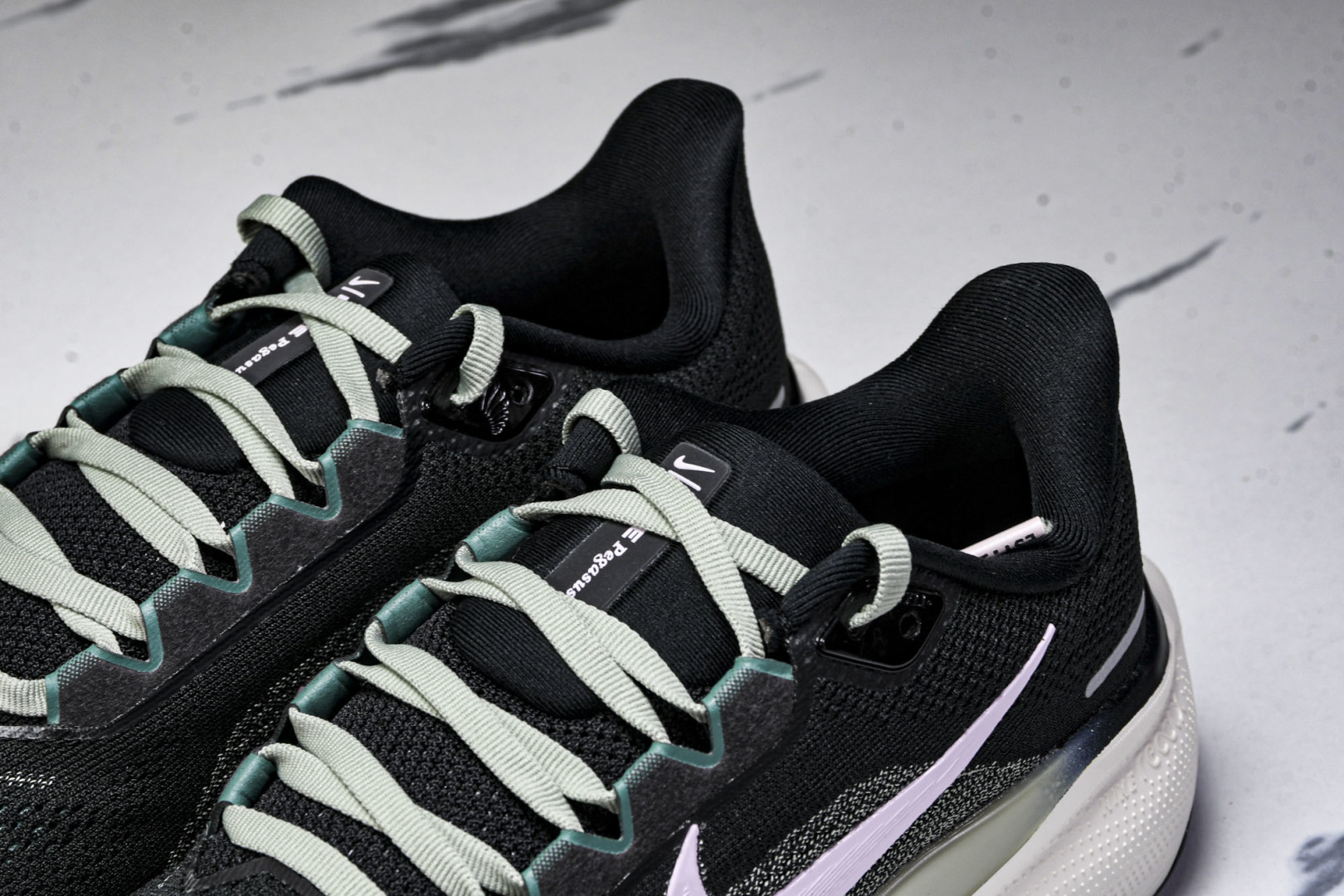  Nike Air Zoom Pegasus  41 登月41代超级飞马系列马拉松跑步鞋 FD2723-