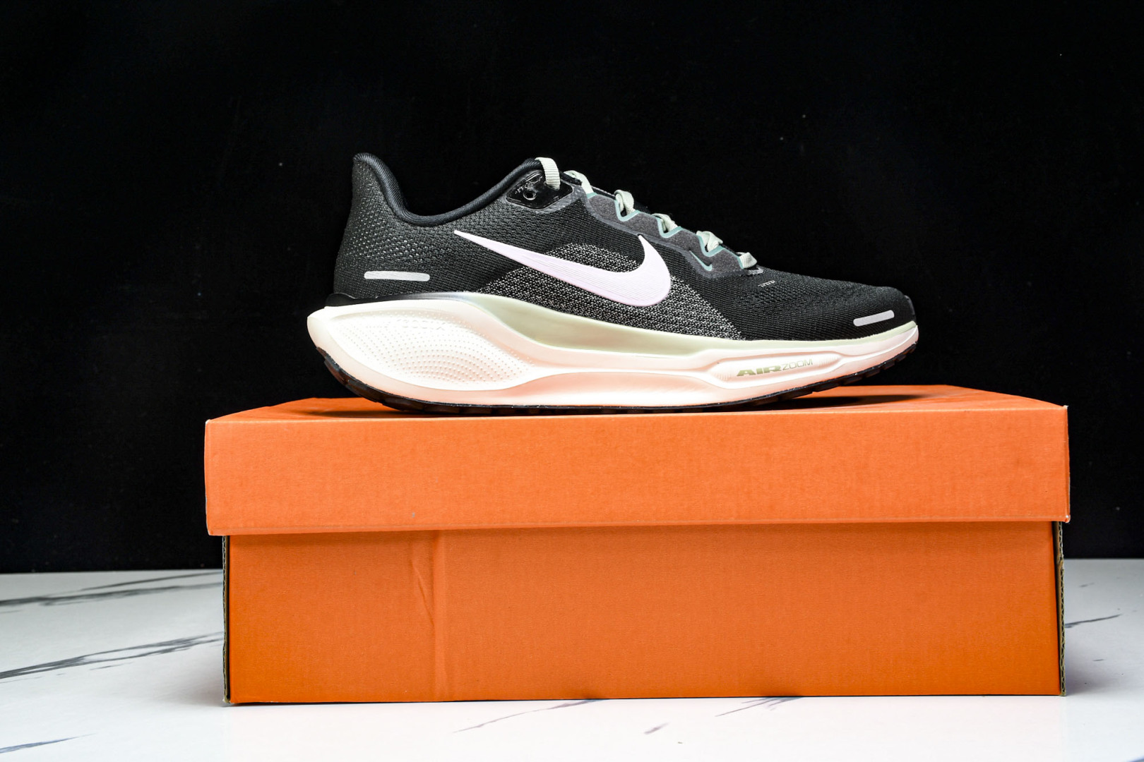  Nike Air Zoom Pegasus  41 登月41代超级飞马系列马拉松跑步鞋 FD2723-