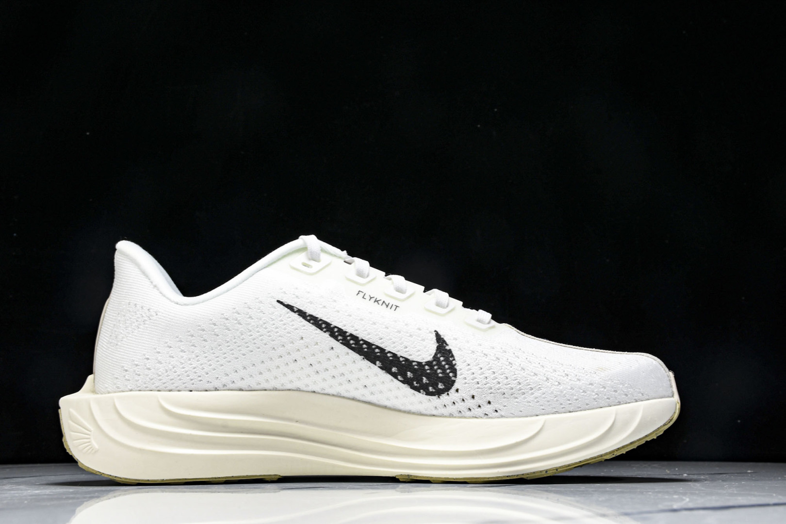  Nk Air Zoom Pegasus 35 飞马系列透气缓震运动跑鞋 FQ7262-100 尺寸39