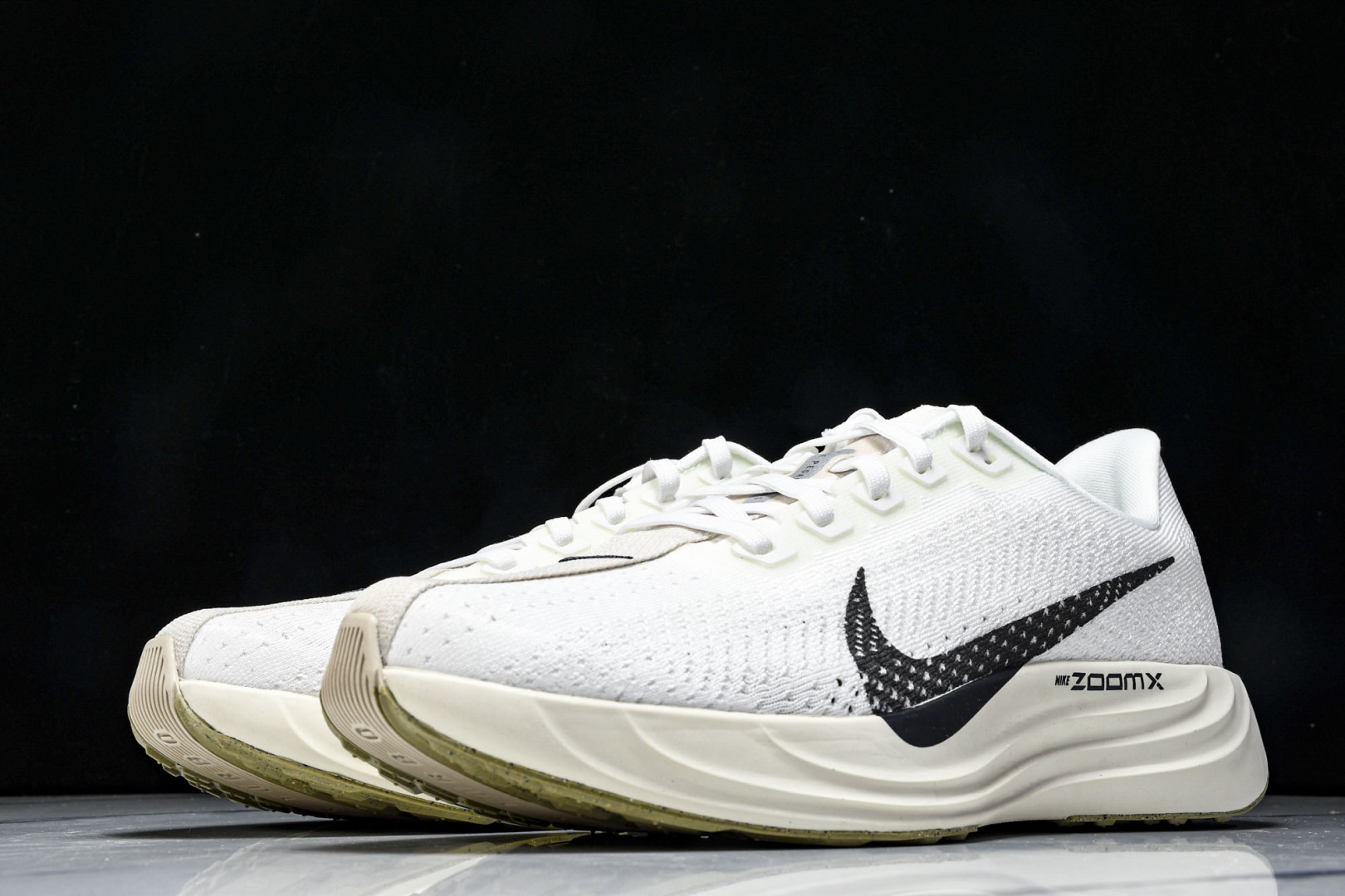  Nk Air Zoom Pegasus 35 飞马系列透气缓震运动跑鞋 FQ7262-100 尺寸39