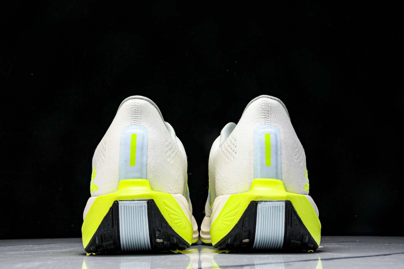  Nk Air Zoom Pegasus 35 飞马系列透气缓震运动跑鞋 HQ3451-101 尺寸39