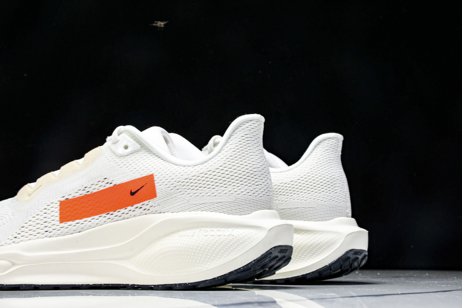  NK Air Zoom Pegasus 41 飞马41代 网面跑步鞋 HF4300-100 尺寸36 