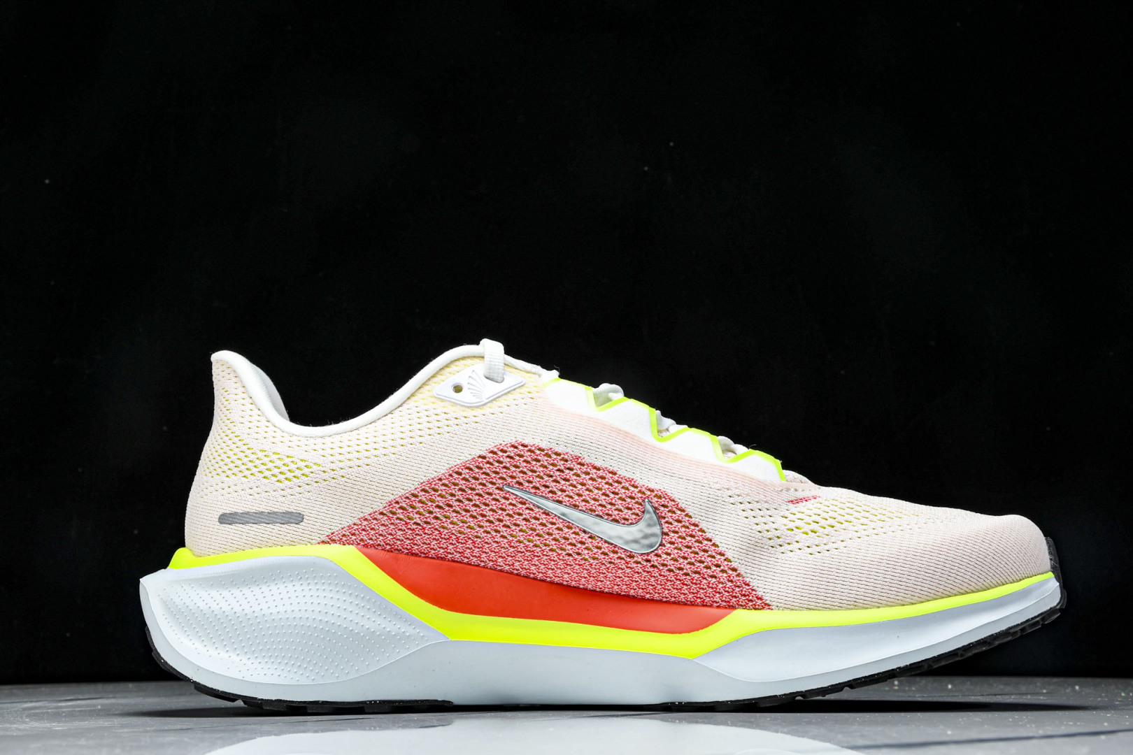  Nk Air Zoom Pegasus 41 耐克网面透气轻便耐磨跑鞋 FD2722-100 尺寸36