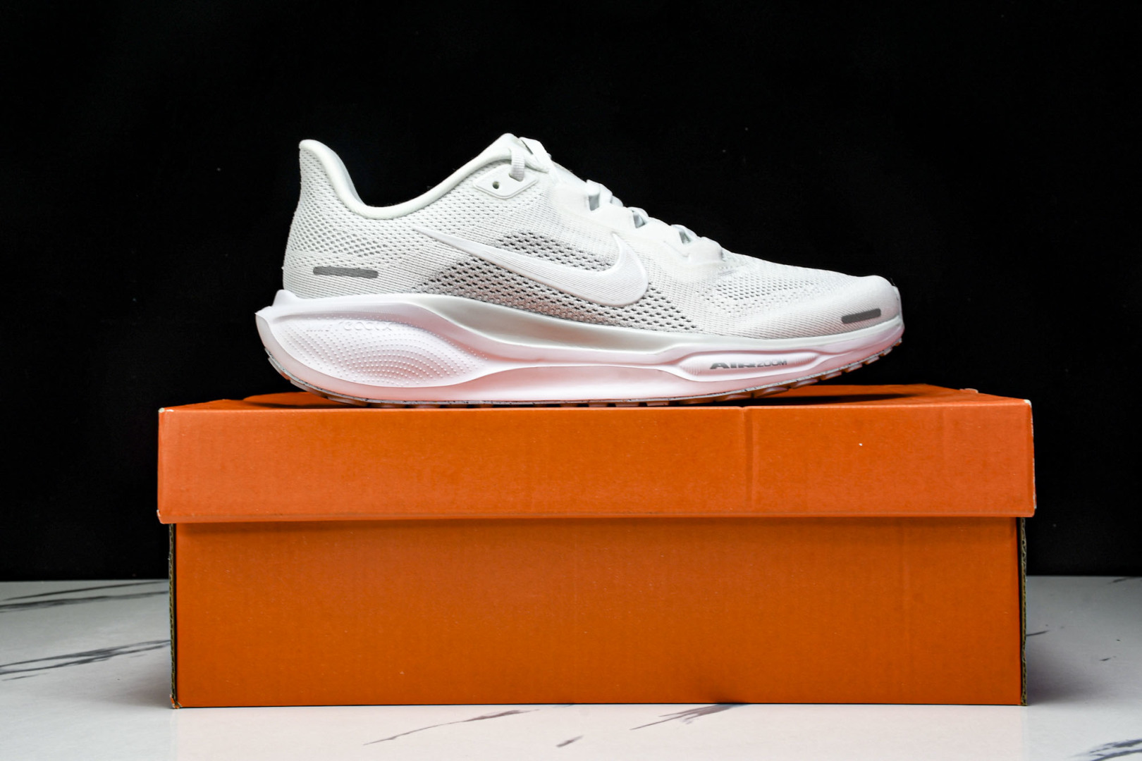  Nk Air Zoom Pegasus 41 耐克网面透气轻便耐磨跑鞋 FD2722-102 尺寸36