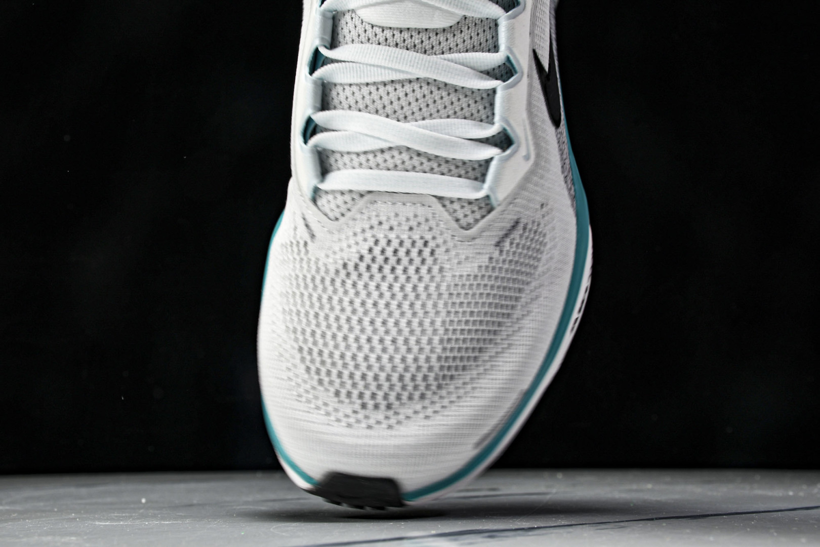  Nk Air Zoom Pegasus 41 耐克网面透气轻便耐磨跑鞋 FD2722-103 尺寸39
