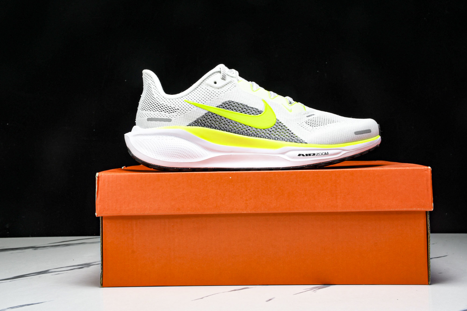  Nk Air Zoom Pegasus 41 耐克网面透气轻便耐磨跑鞋 FD2722-104 尺寸39