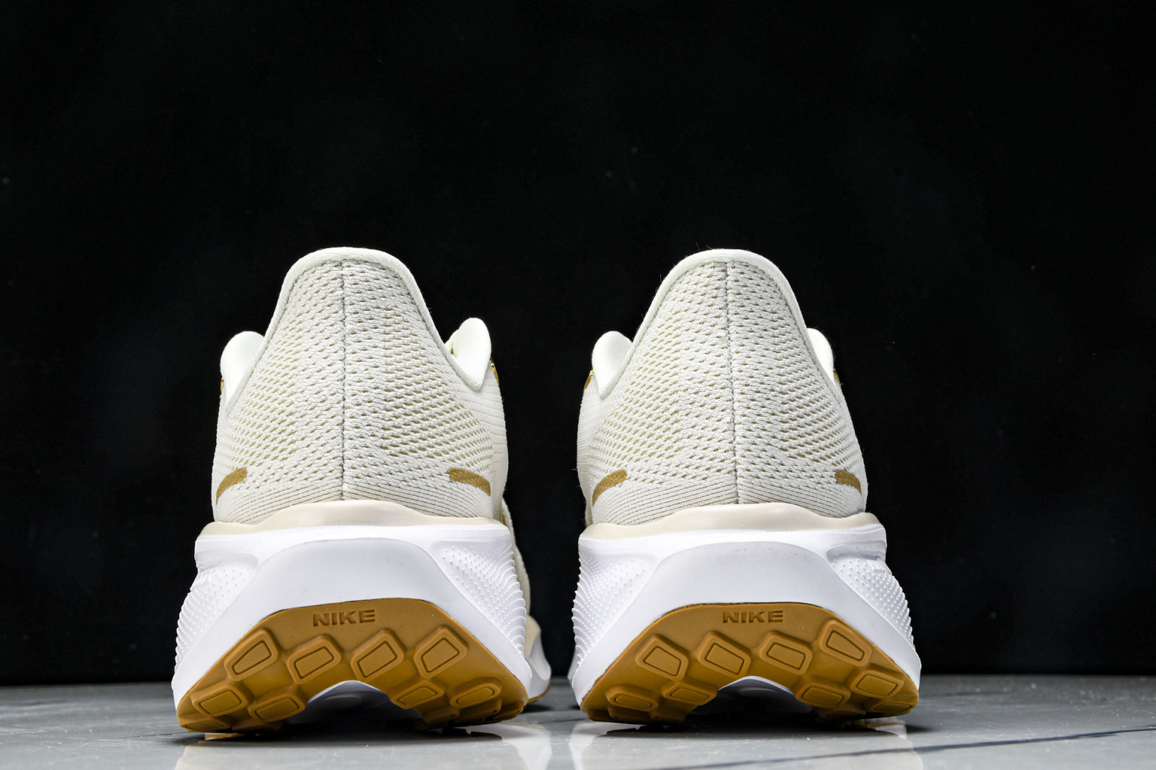  Nk Air Zoom Pegasus 41 耐克网面透气轻便耐磨跑鞋 FD2723-005 尺寸36