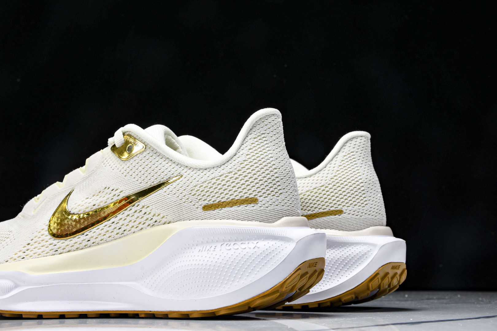  Nk Air Zoom Pegasus 41 耐克网面透气轻便耐磨跑鞋 FD2723-005 尺寸36