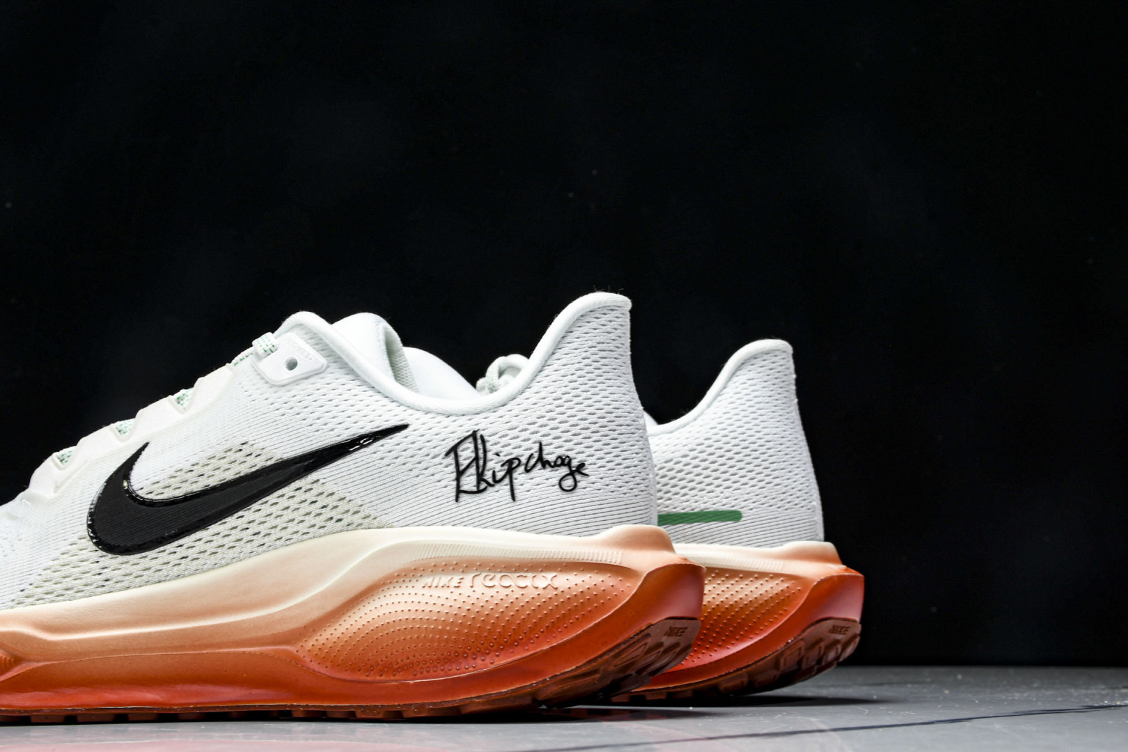  Nk Air Zoom Pegasus 41 耐克网面透气轻便耐磨跑鞋 HJ7037-100 尺寸39
