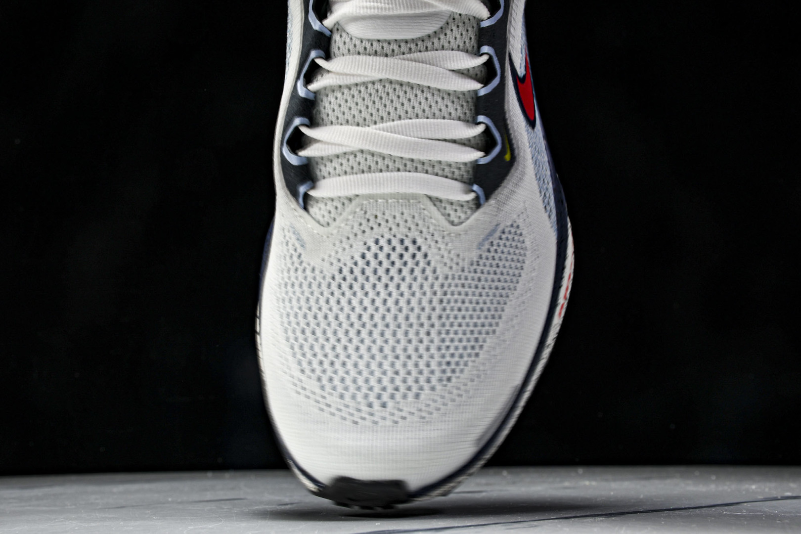  Nk Air Zoom Pegasus 41 耐克网面透气轻便耐磨跑鞋 HJ9068-100 尺寸39
