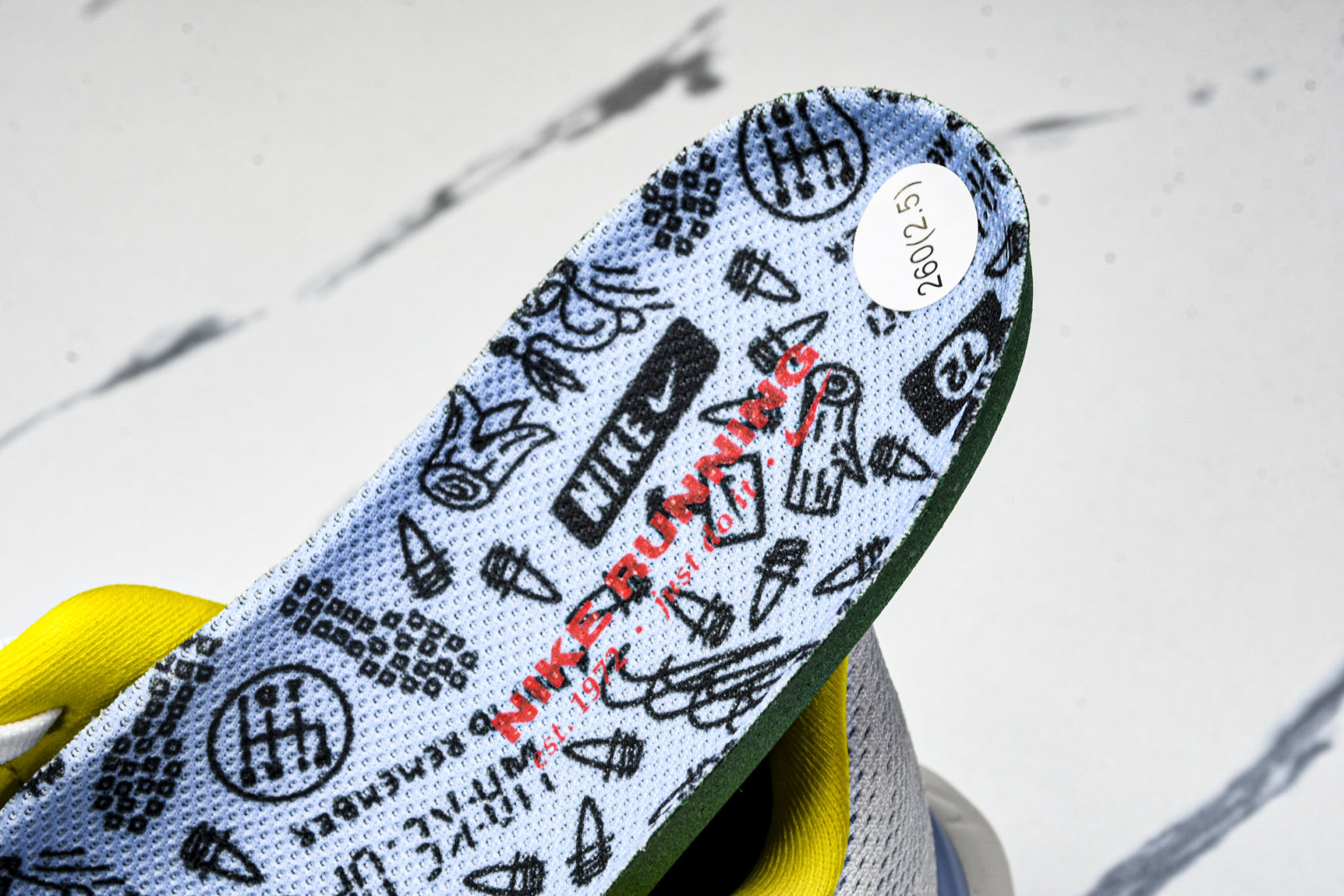  Nk Air Zoom Pegasus 41 耐克网面透气轻便耐磨跑鞋 HJ9068-100 尺寸39