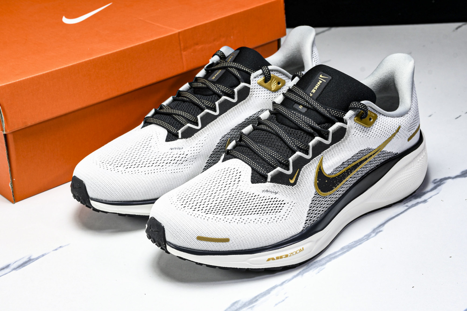  Nk Air Zoom Pegasus 41 耐克网面透气轻便耐磨跑鞋 HQ3220-100 尺寸 3