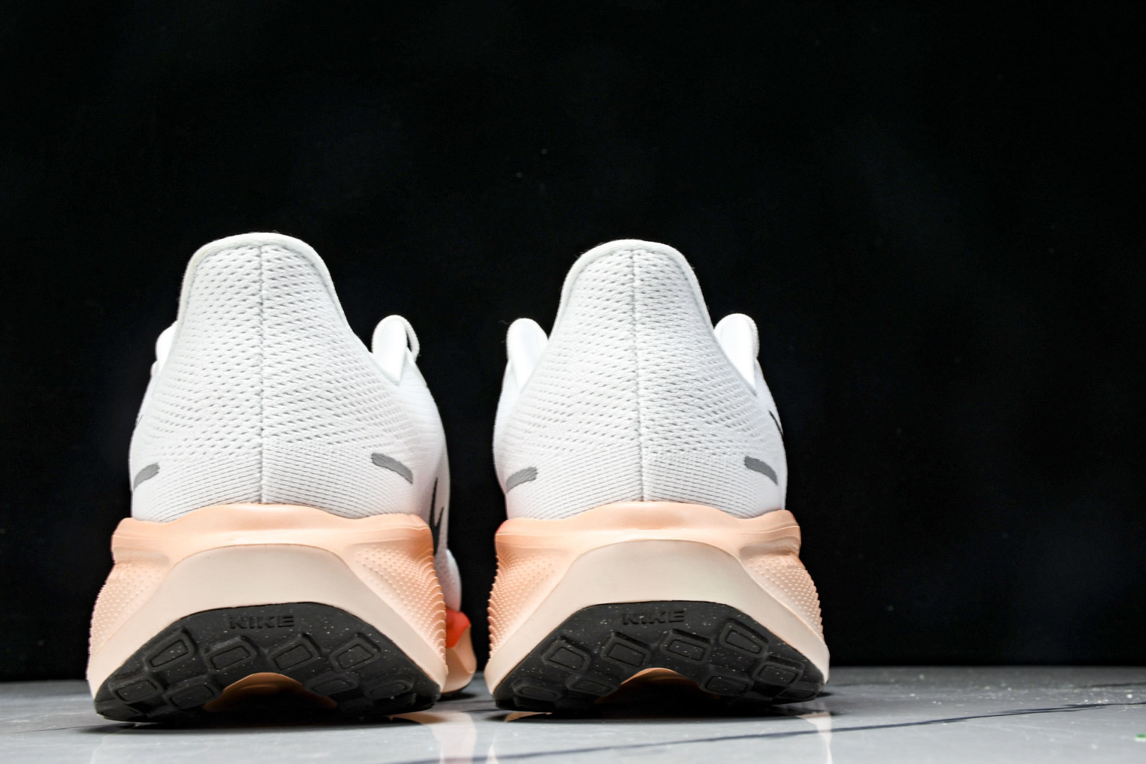  Nk Air Zoom Pegasus 41 耐克网面透气轻便耐磨跑鞋 IB6656-108 尺寸39