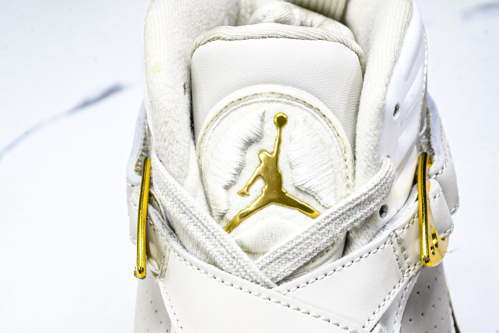  Air Jordan 8 Retro Champagne 米白香槟金 -030 尺码40 40.5 4