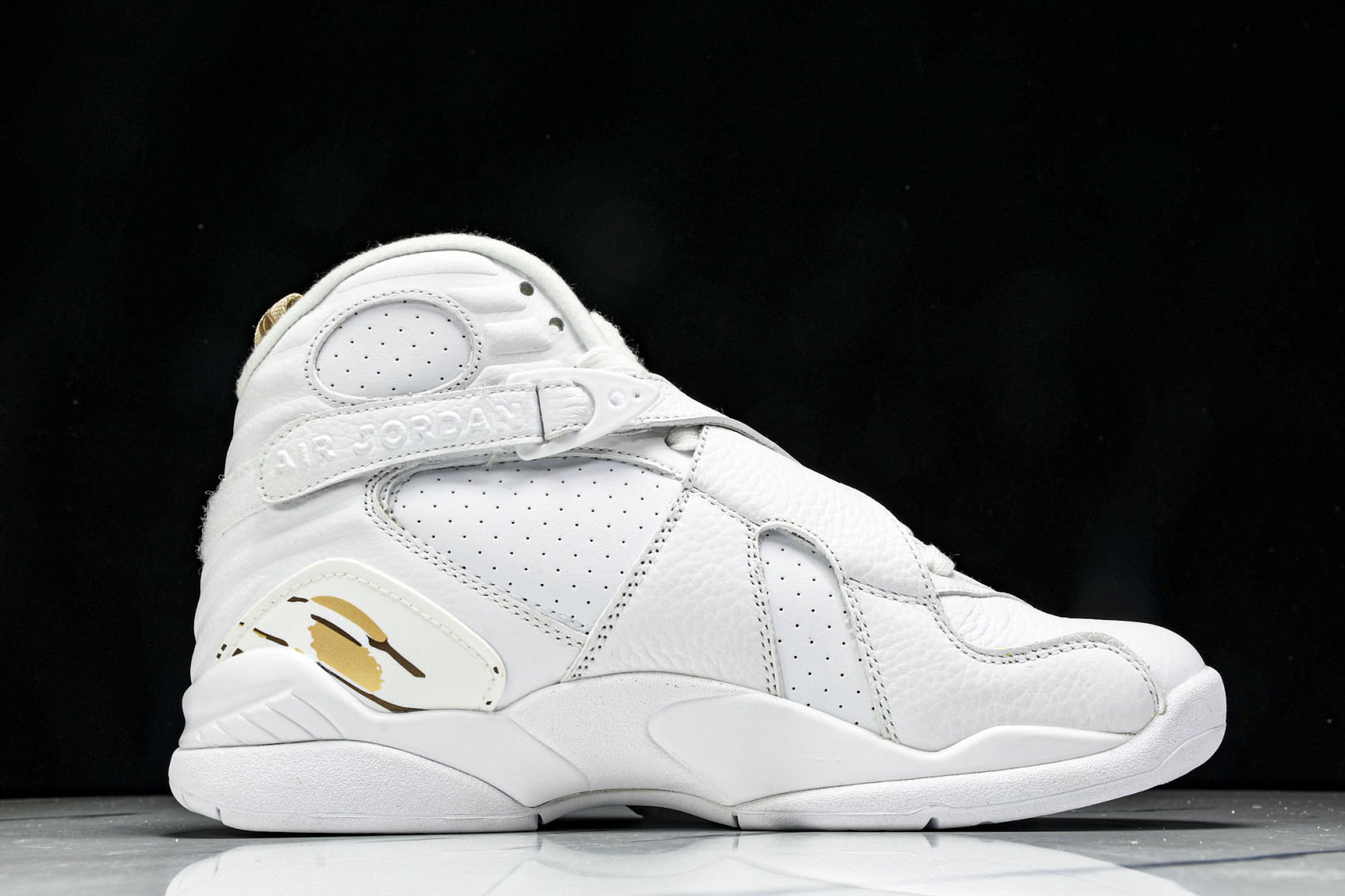  Air Jordan AJ8 X OVO 联名款 高帮复古篮球鞋 AA1239-135 尺码40 40