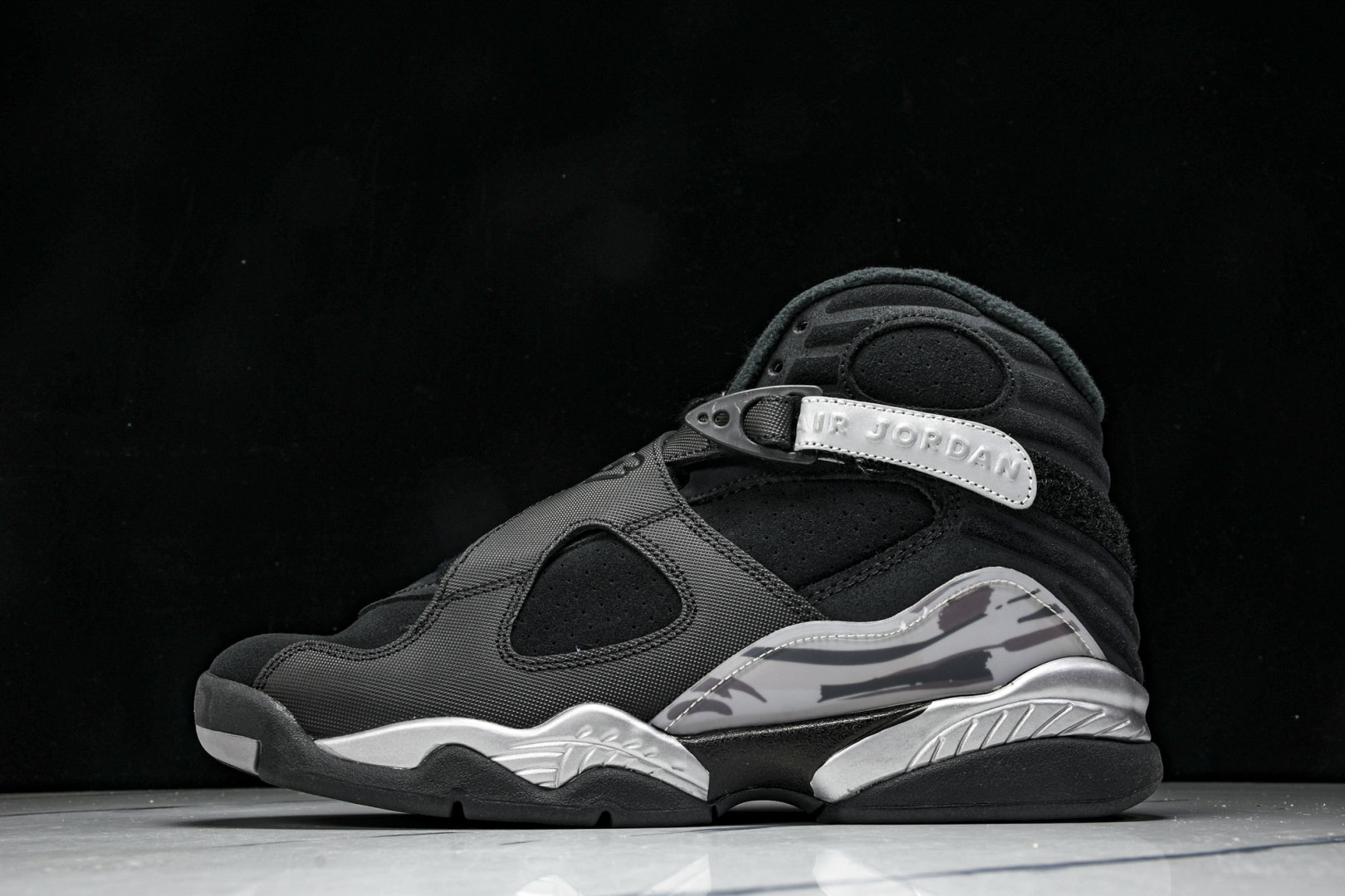  Air Jordan AJ8 高帮复古篮球鞋 黑灰 FD1334-001 尺码40 40.5 41.5
