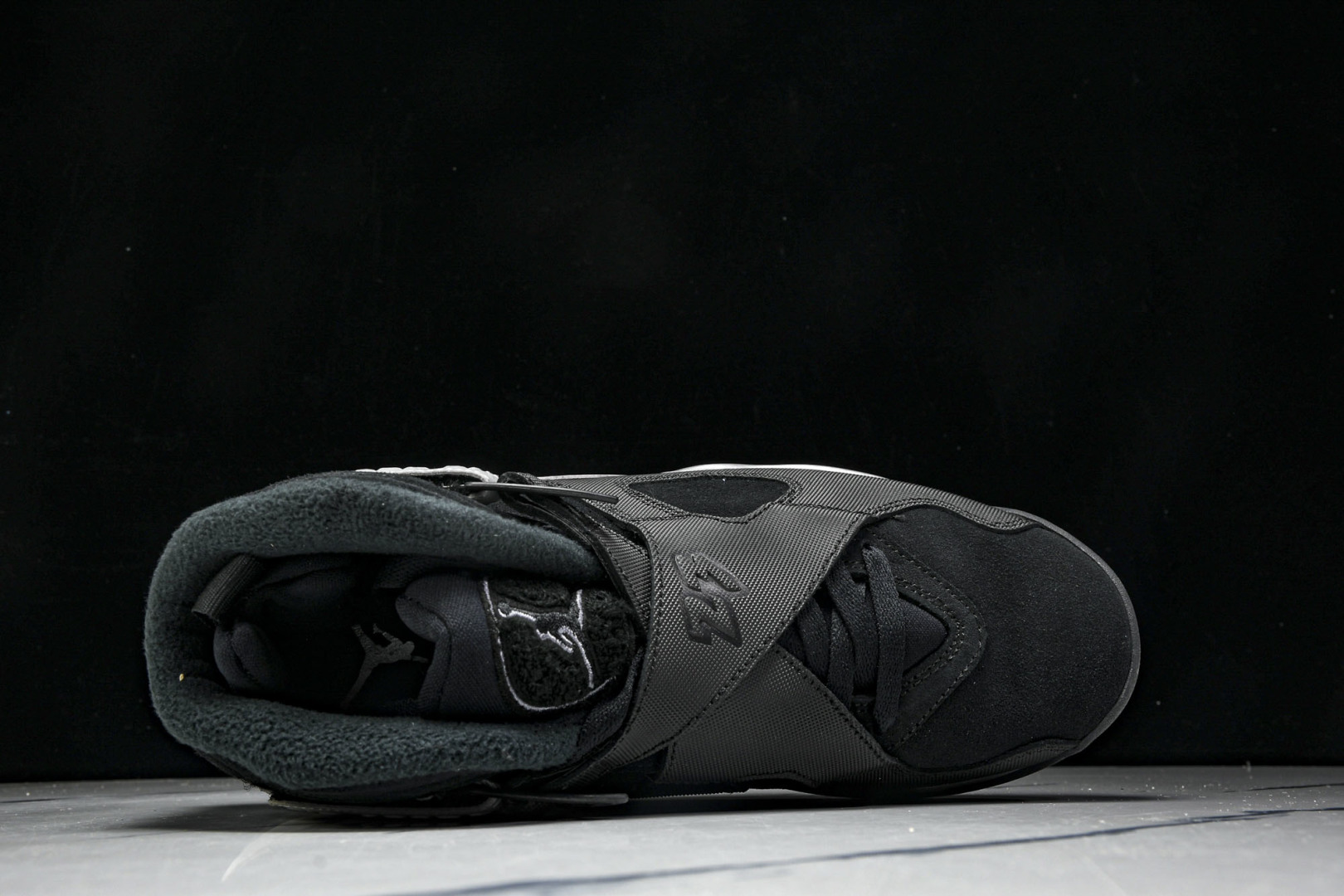  Air Jordan AJ8 高帮复古篮球鞋 黑灰 FD1334-001 尺码40 40.5 41.5