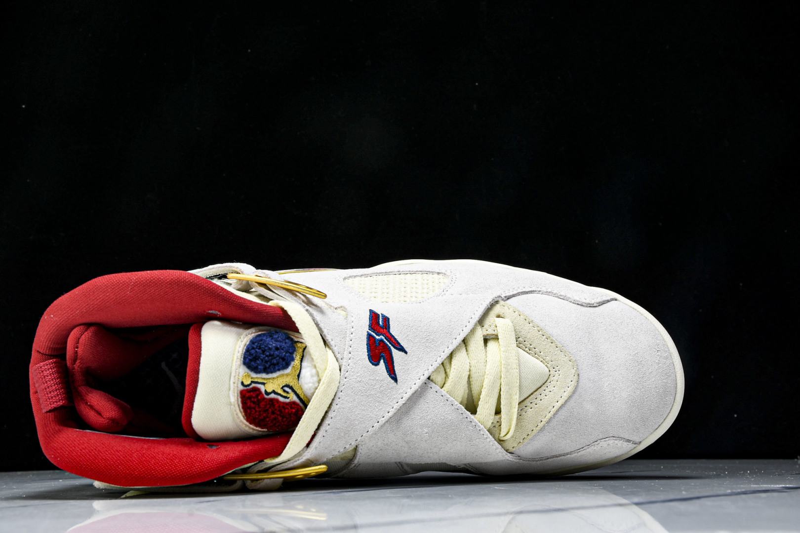  SoleFly x Air Jordan 8 Retro Mi Casa Es Su Casa AJ8