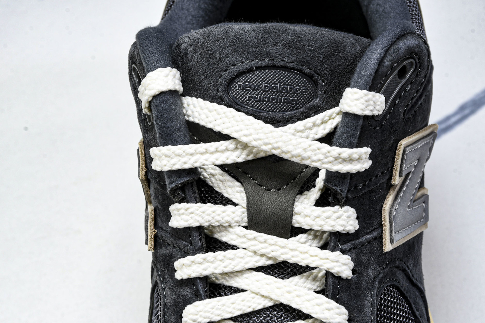  美产 New Balance 202R 复古休闲跑步鞋 灰碳色 ML2002RHO 尺寸36 37 3