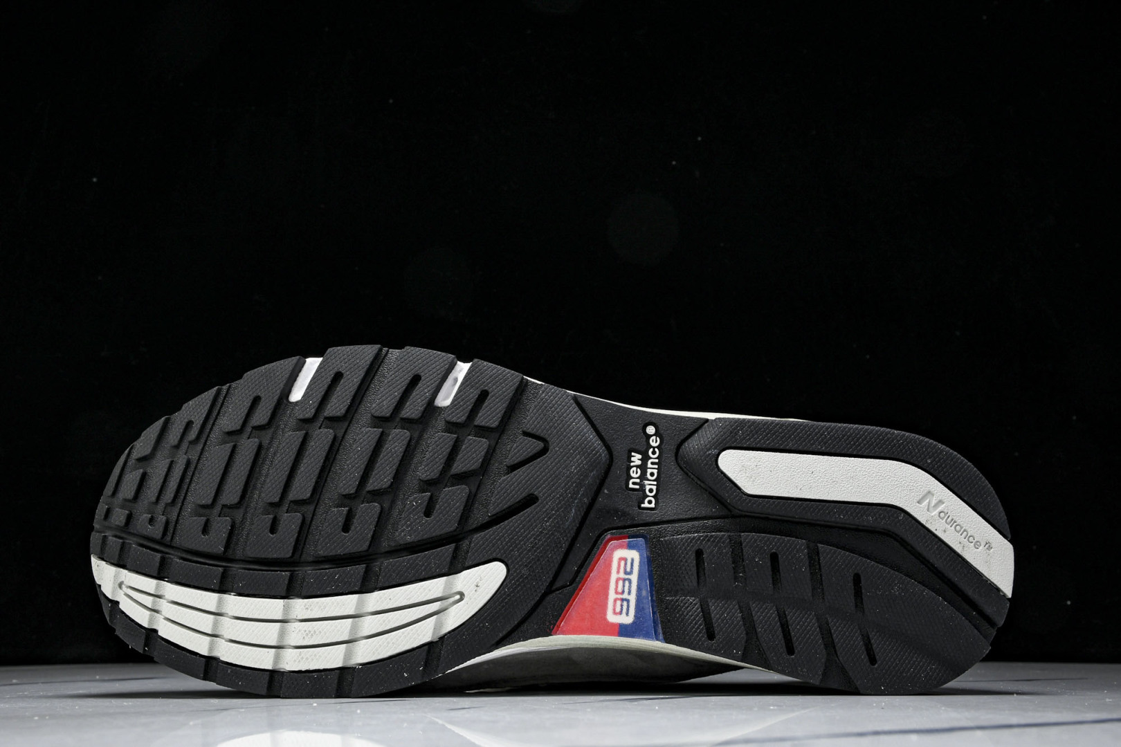  美产 New Balance 992 经典百搭低帮复古休闲跑步鞋 男女同款 元祖灰 M992GR 尺寸