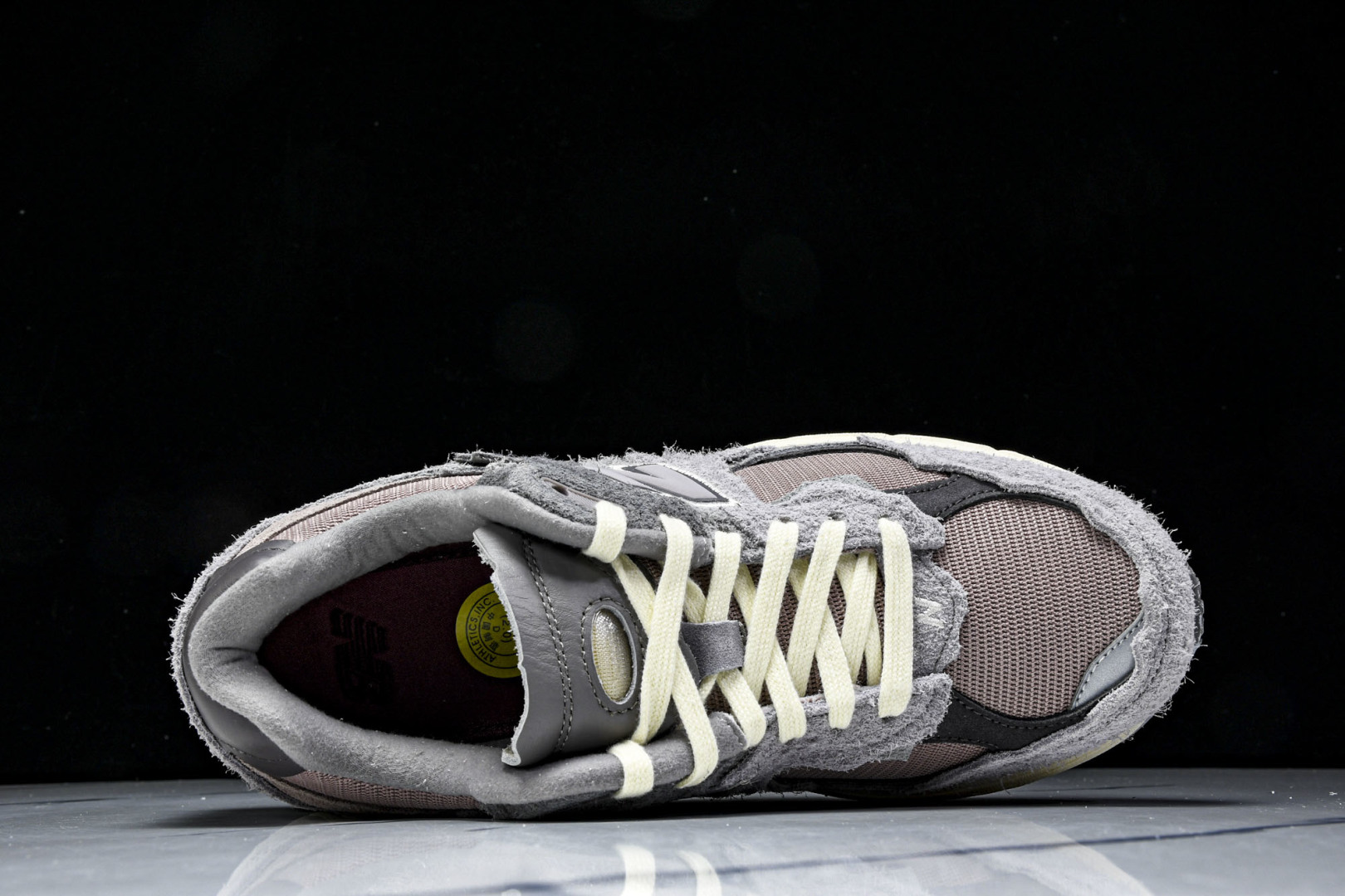  美产 New Balance 2002R ＂Reflned Future＂低帮复古休闲跑步鞋 灰紫 M