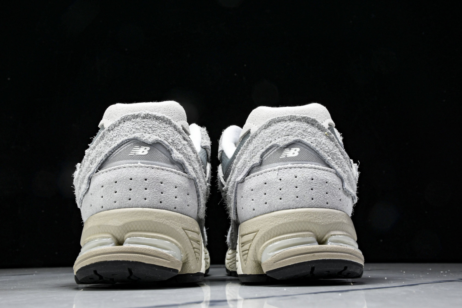  美产 New Balance 2002R ＂Reflned Future＂低帮复古休闲跑步鞋 青灰 M