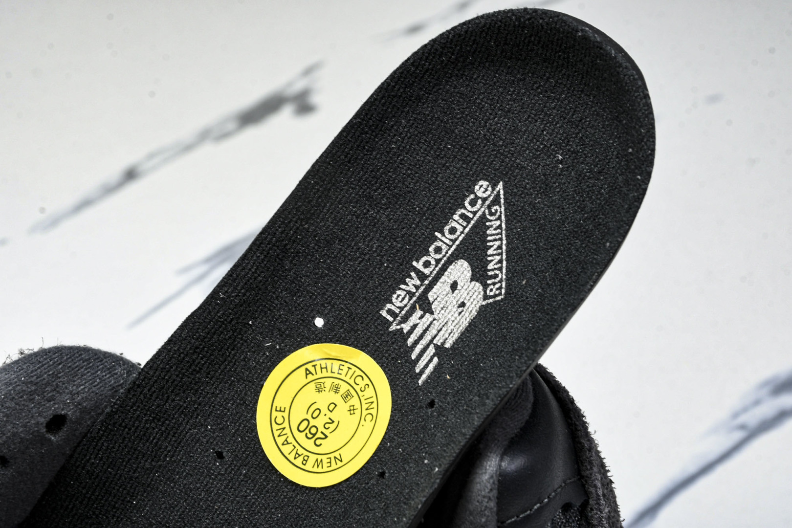  美产 New Balance 2002R ＂Reflned Future＂低帮复古休闲跑步鞋 深灰色 