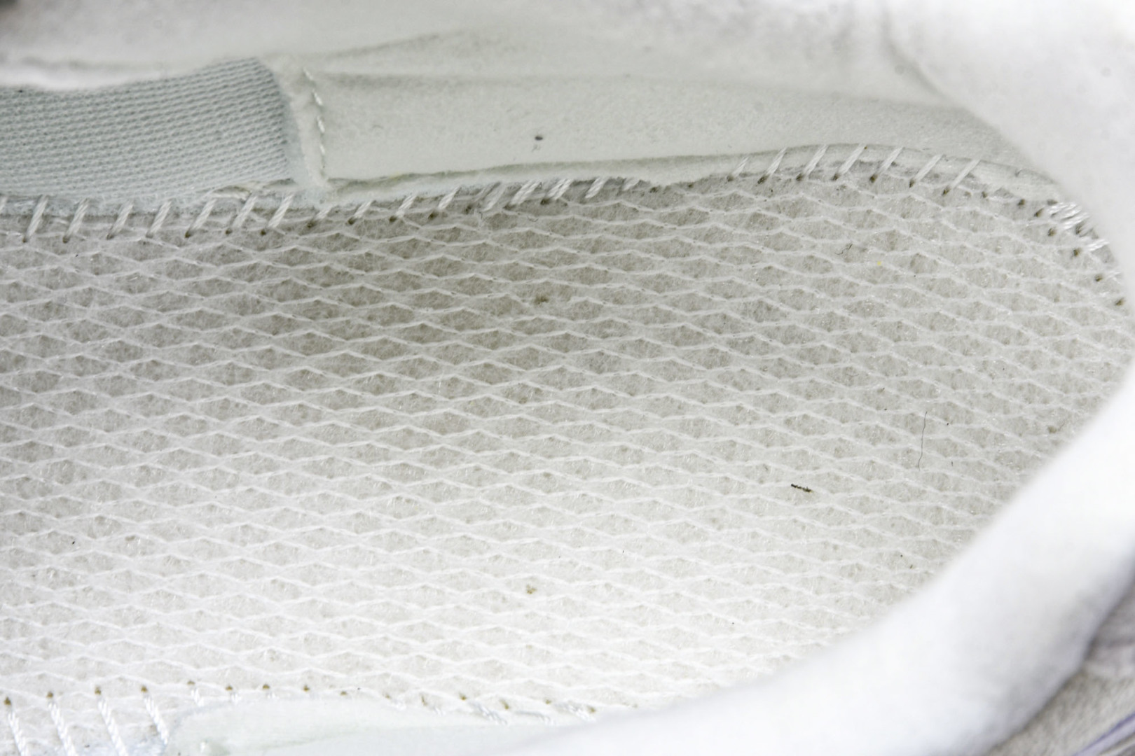  美产 New Balance 2002R ＂Reflned Future＂海盐白 ML2002RDC 