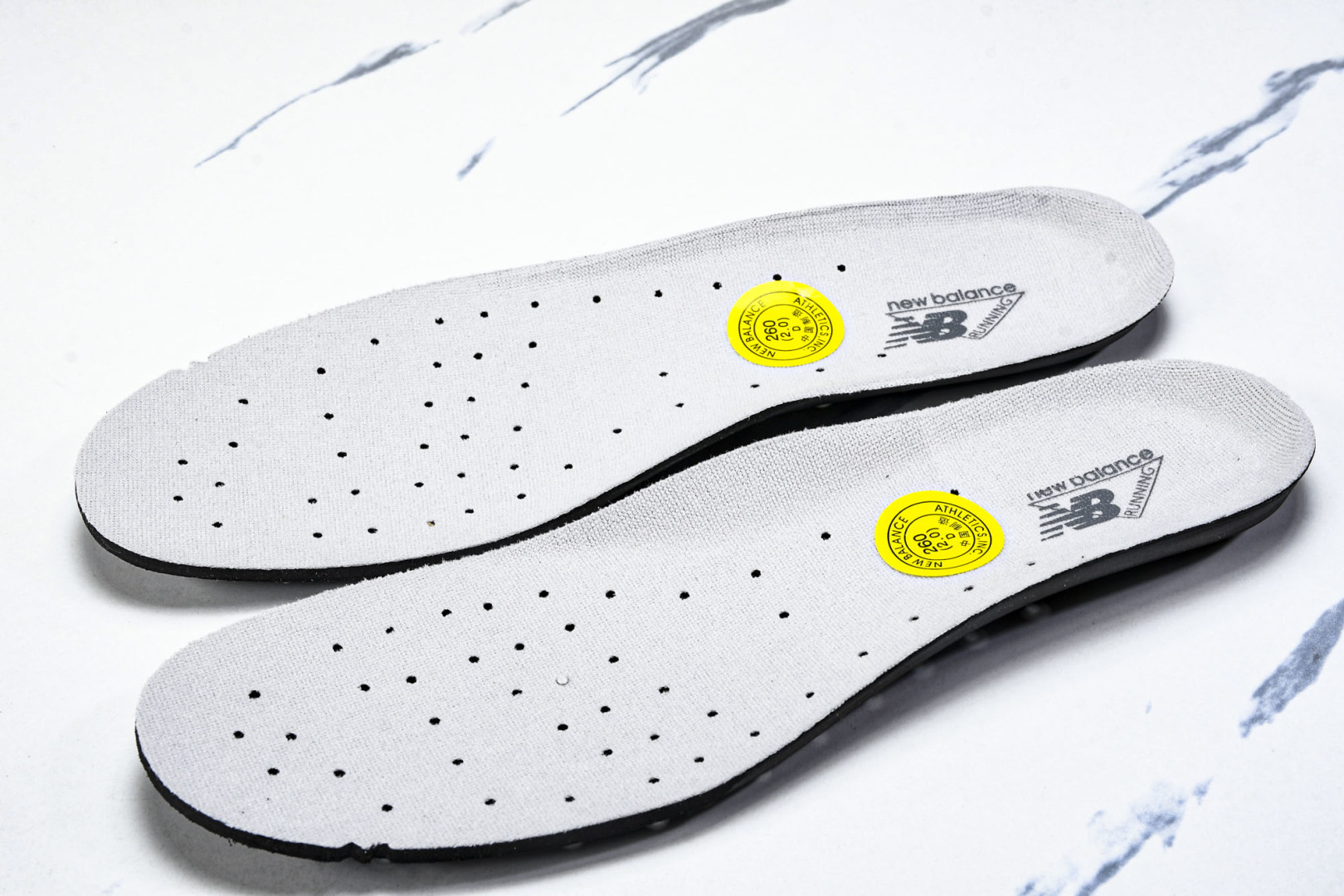  美产 New Balance 2002R ＂Reflned Future＂灰色 ML2002RC 尺寸