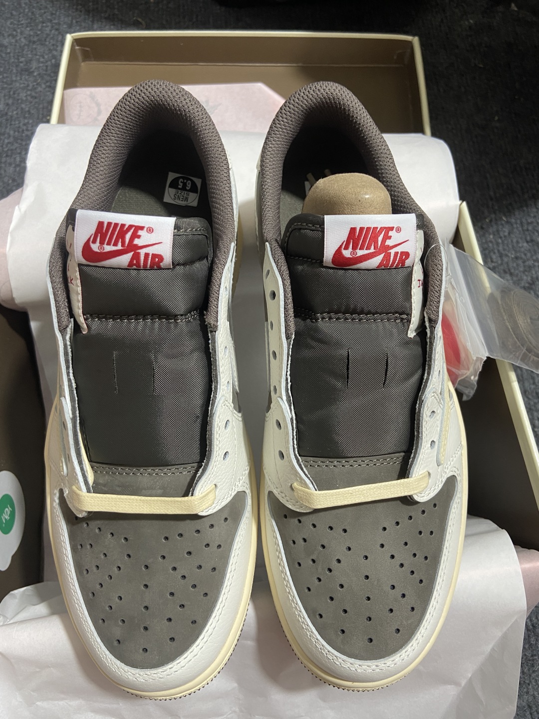 AJ1 Low GS白棕倒钩 鞋码：36-48.5

纯原版出品-Travis Scott x Air 