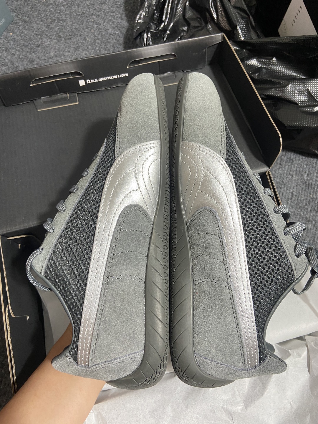彪马 尺码36-45

纯原版出品-Puma SPeedcat Premium Shadow Grey 