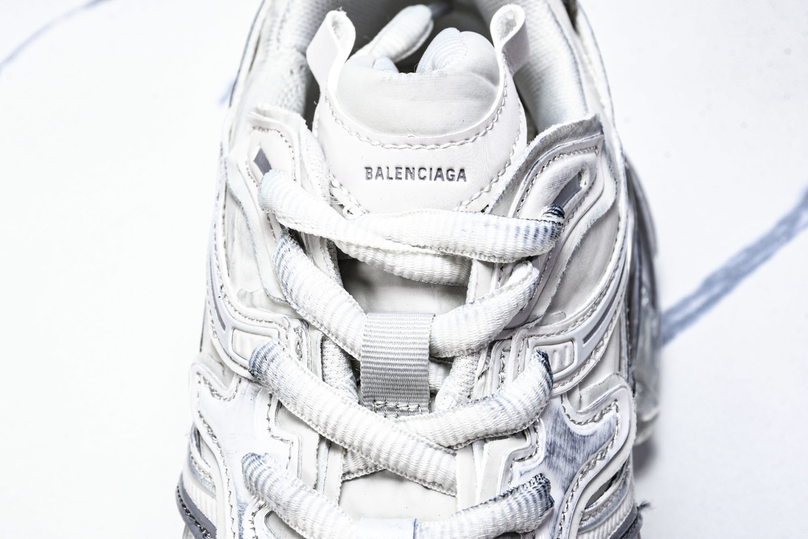 巴黎 尺码35-46

纯原出品-Balenciaga Runner.2 Nylon 巴黎世家8.0 老