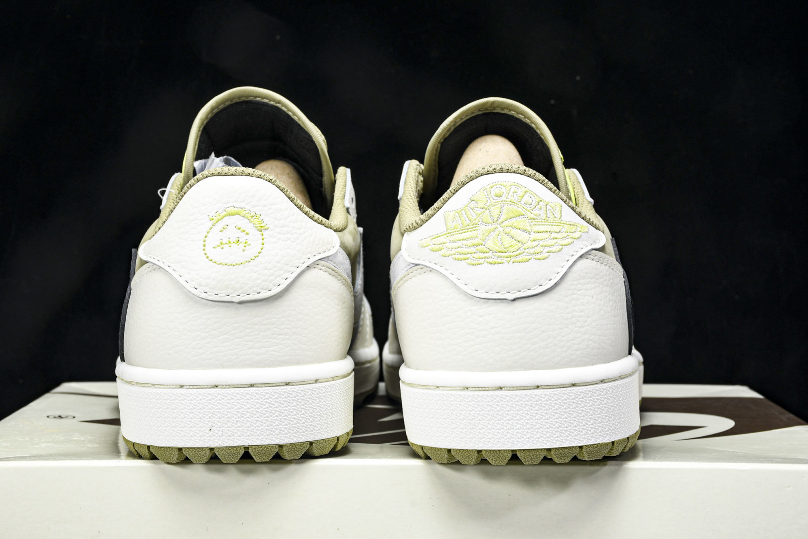 AJ1 Low 尺码36-48.5

纯原出品-Travis Scott x Air Jordan 1 