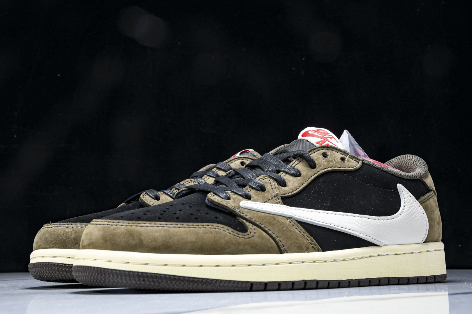 AJ1 Low 尺码36-48.5

纯原出品-Travis Scott x Air Jordan 1 