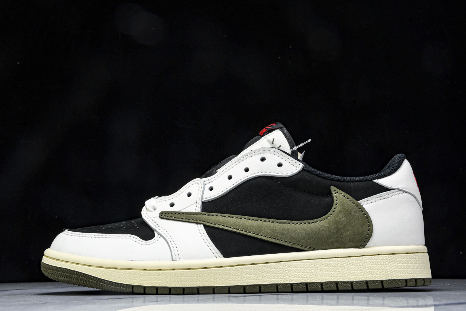 AJ1 Low 尺码36-48.5

纯原出品-Travis Scott x Air Jordan 1 