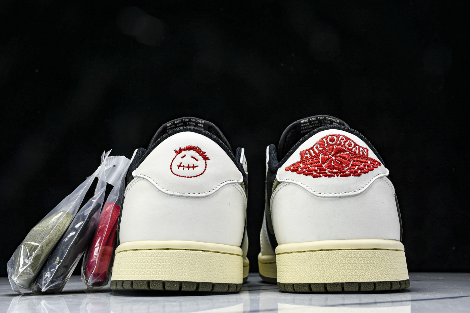 AJ1 Low 尺码36-48.5

纯原出品-Travis Scott x Air Jordan 1 