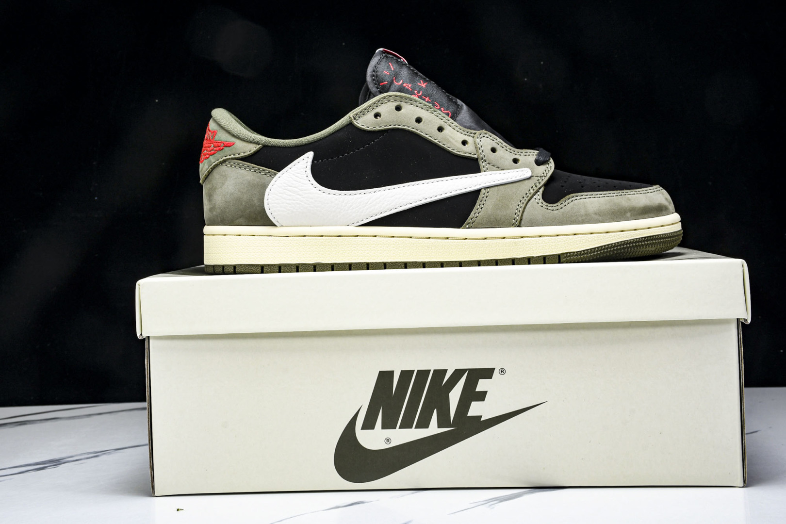 AJ1 Low 尺码36-48.5

纯原出品-Travis Scott x Air Jordan 1 