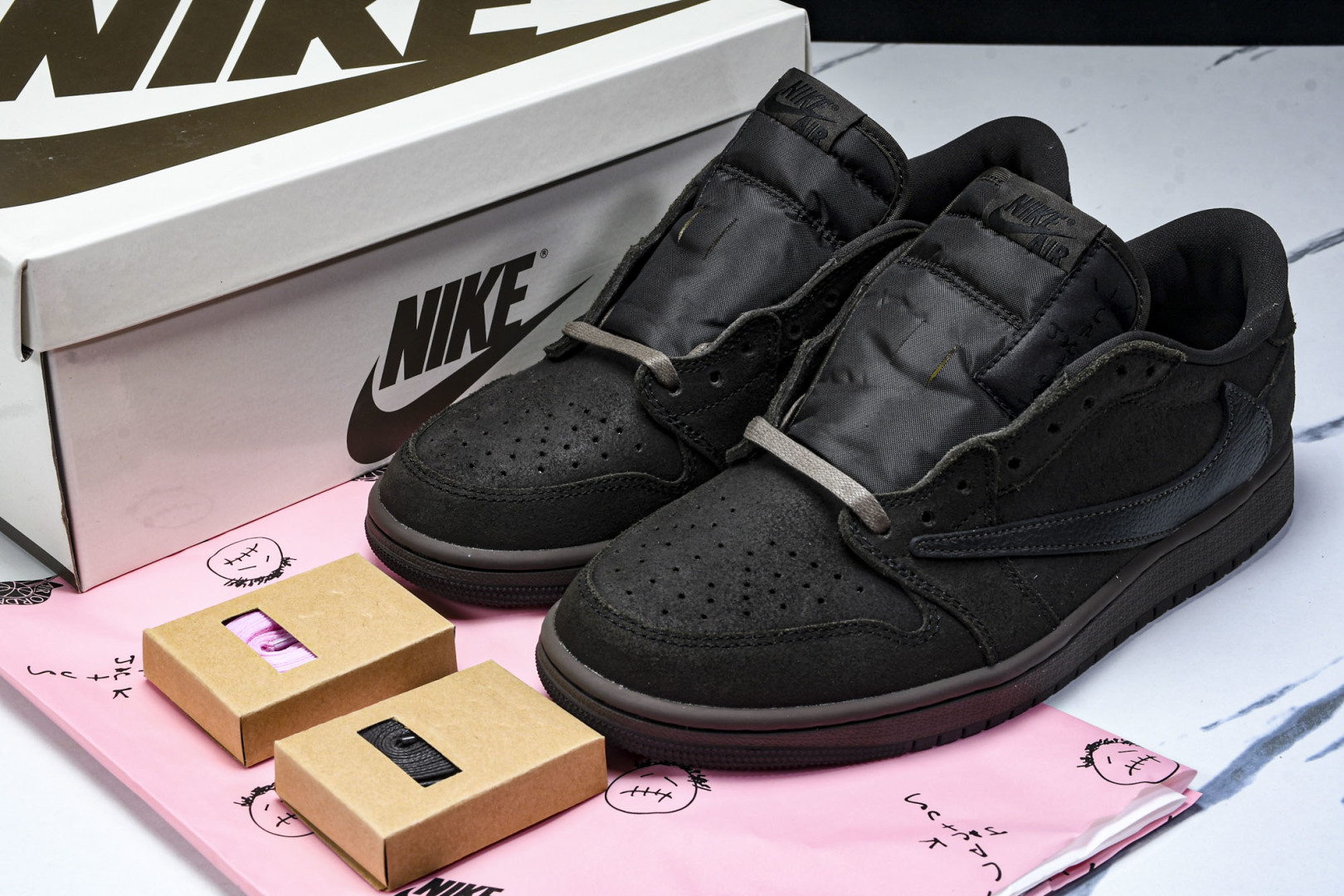 AJ1 Low 尺码36-48.5

纯原出品-Travis Scott x AJ 1 Low OG S