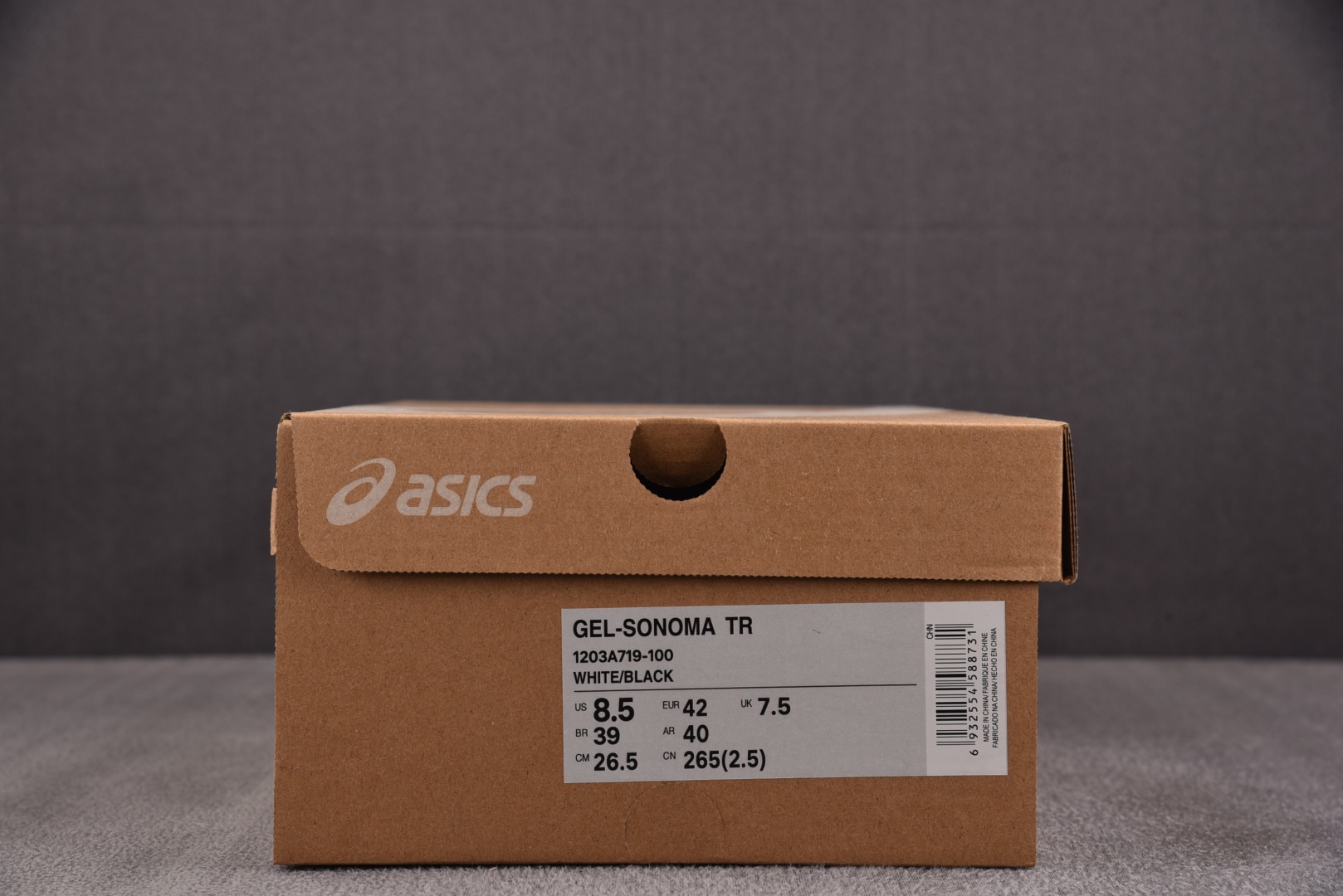 Asics 尺码35-45

纯原出品-Asics Gel-Sonoma TR 黑白 1203A719-