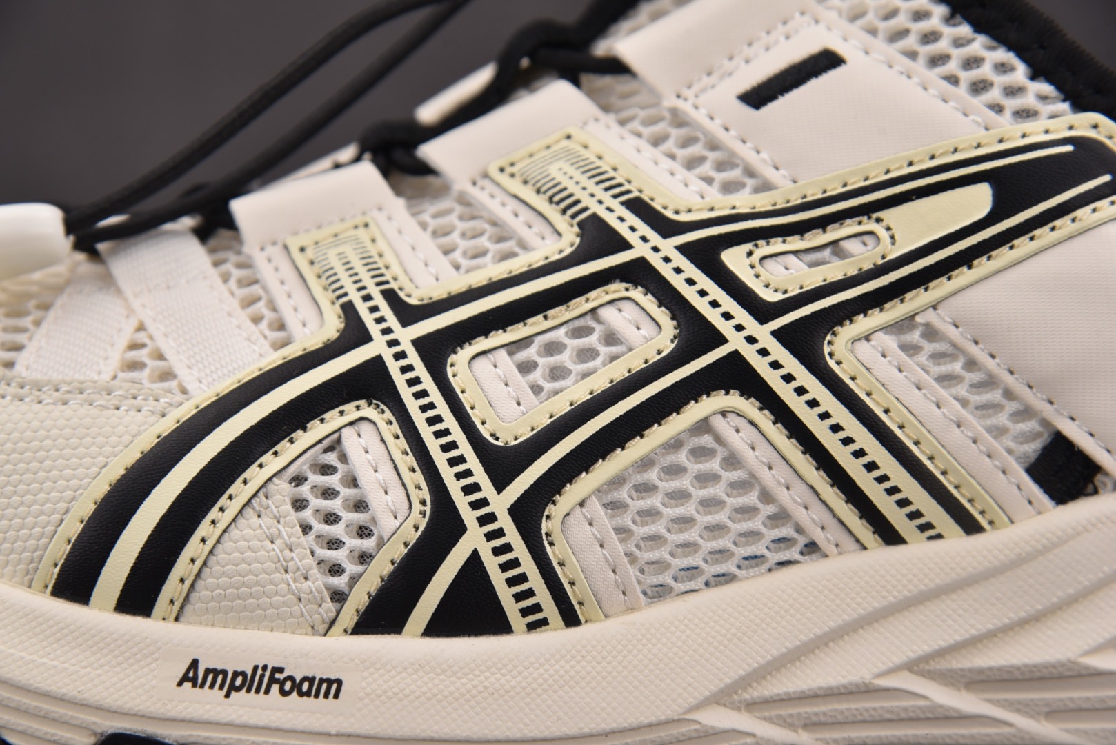 Asics 尺码35-45

纯原出品-Asics Gel-Sonoma TR 米白 1203A719-
