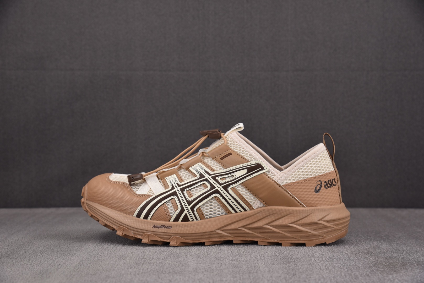 Asics 尺码35-45

纯原出品-Asics Gel-Sonoma TR 米棕 1203A719-