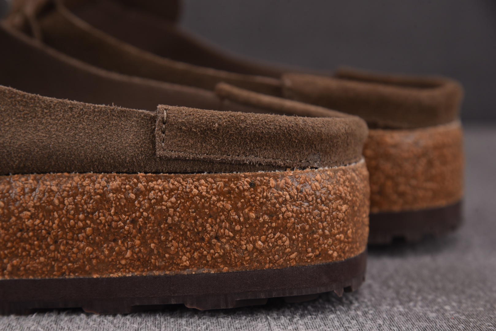 博肯 尺码36-45

纯原出品-Birkenstock Naples Coffee 咖啡色 YZ022