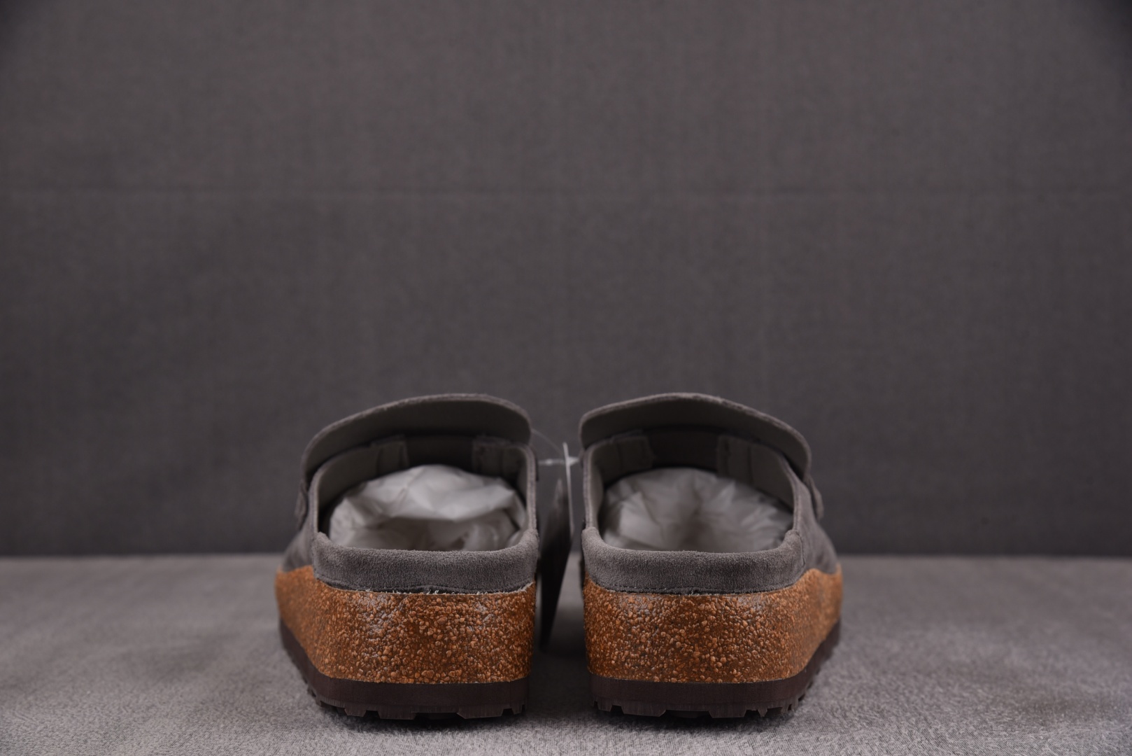博肯 尺码36-45

纯原出品-Birkenstock Naples Grey 灰色 YZ022
尺码