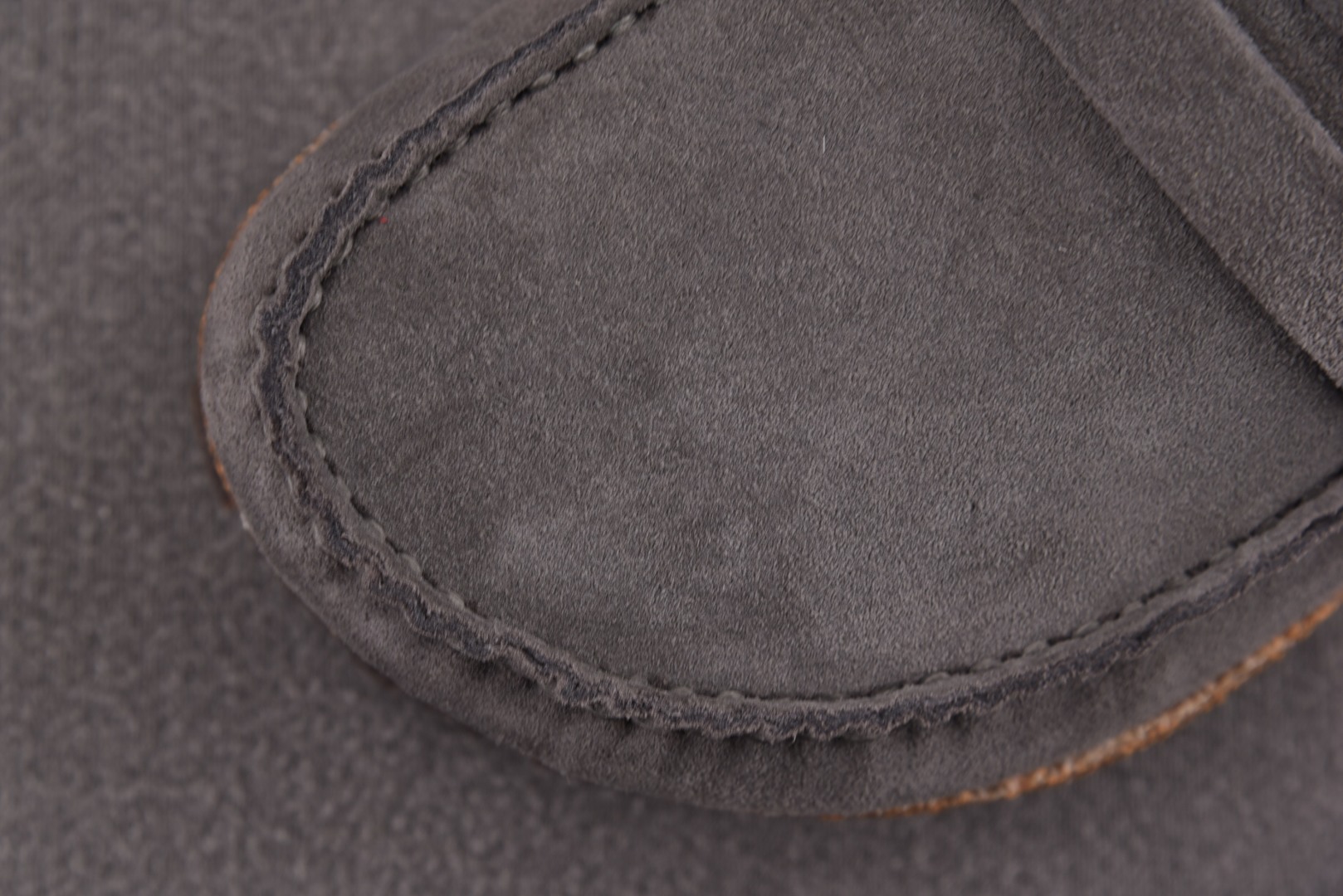 博肯 尺码36-45

纯原出品-Birkenstock Naples Grey 灰色 YZ022
尺码
