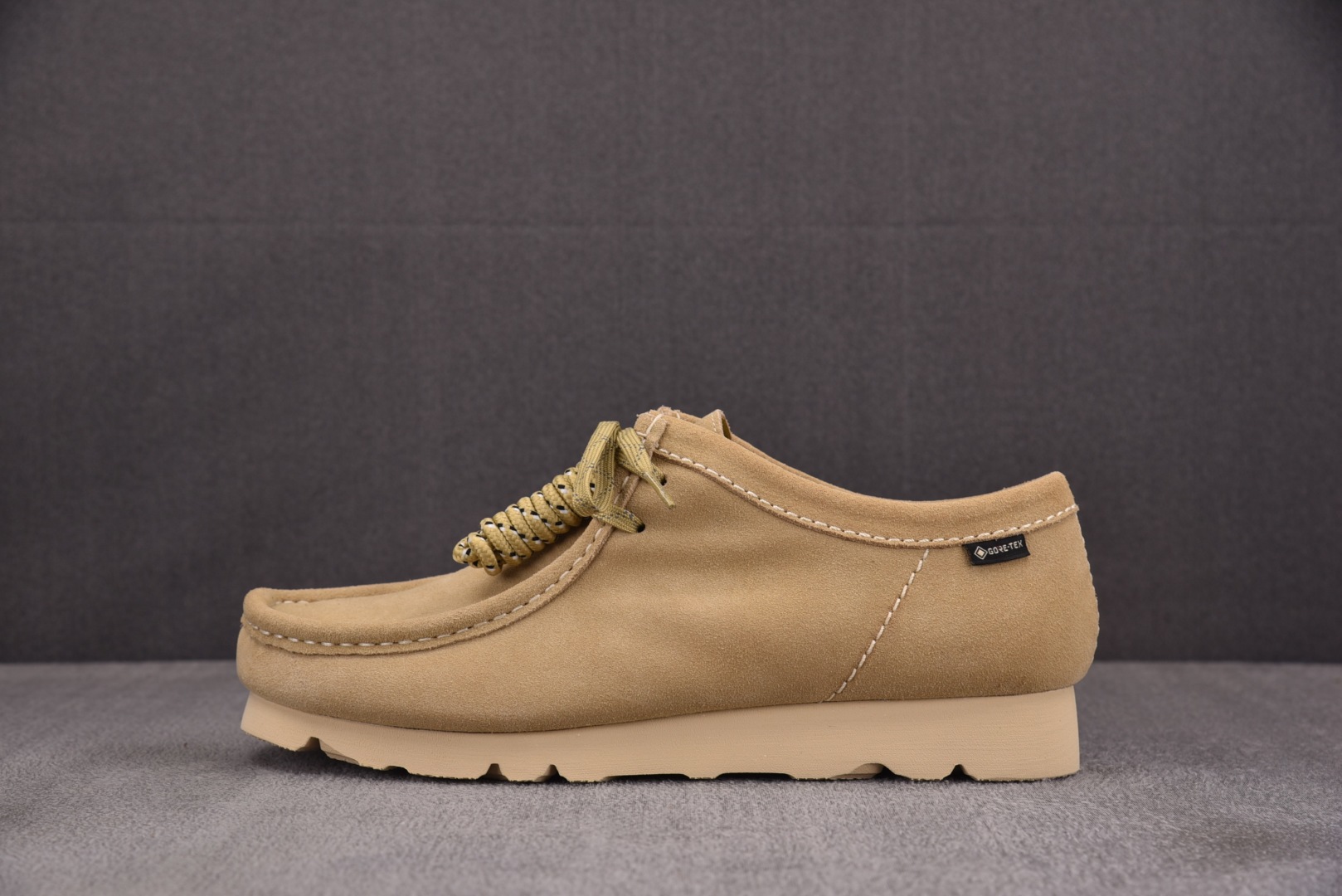 乐福 尺码36-45

纯原出品-Clarks 其乐 Wallebee 老钱风 乐福风格袋鼠鞋 YZ02