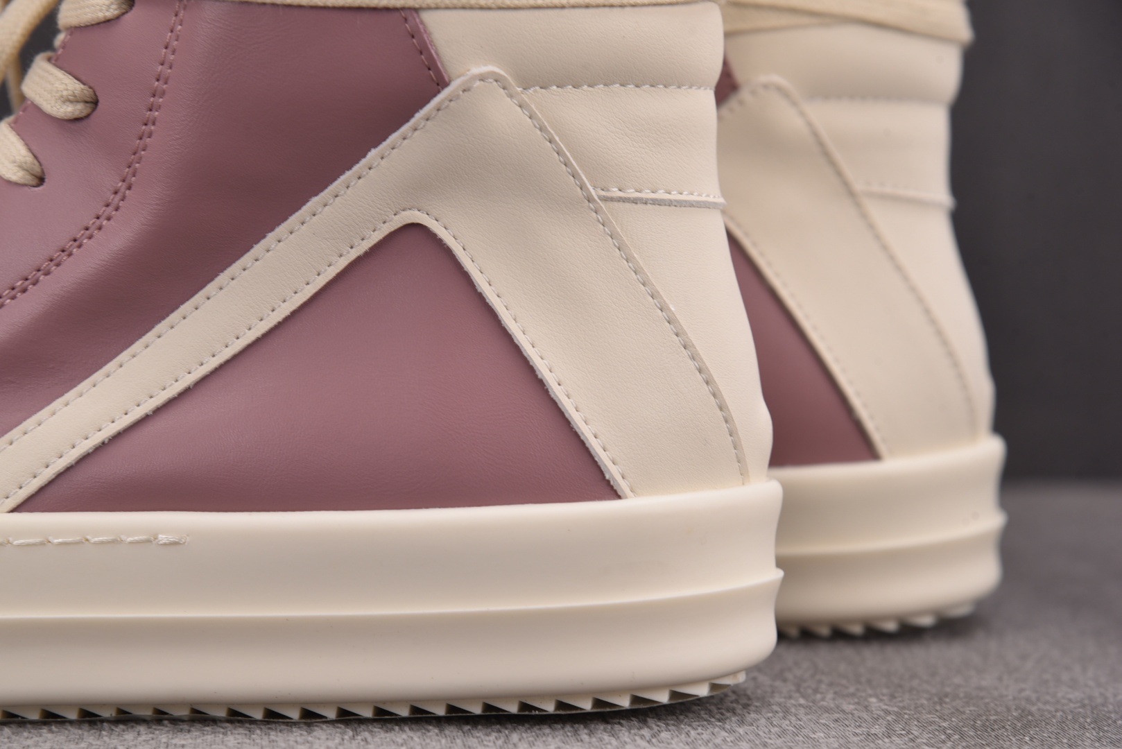 欧文斯 尺码36-45

纯原出品-RICK OWENSRO Geobasket RO欧文斯Rickow