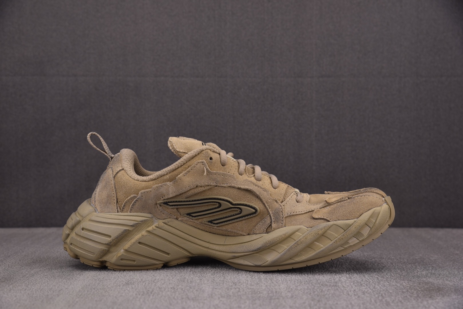 巴黎 尺码35-46

纯原出品-Balenciaga Monday Full Beige 全米色 YZ